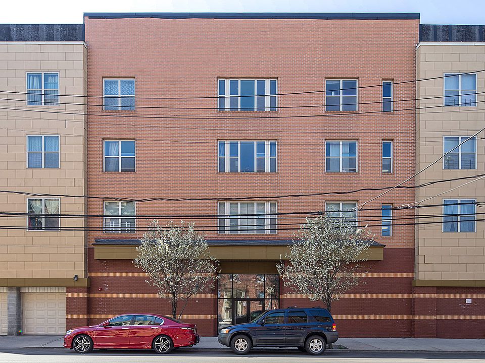 1st image of 5005 Palisade Ave APT 306