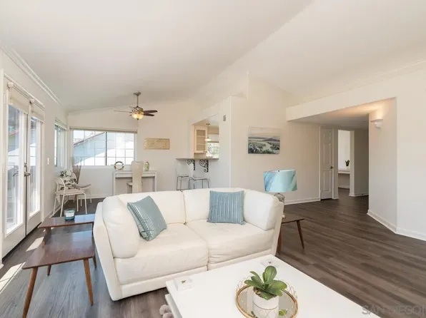 16470 Avenida Venusto Unit F, San Diego, CA 92128