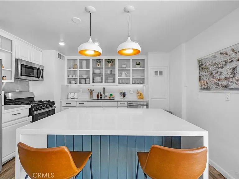 5749 Halsey Ave — Photo 12