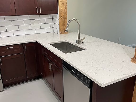 5th image of 2018 W Rundberg Ln APT 16C