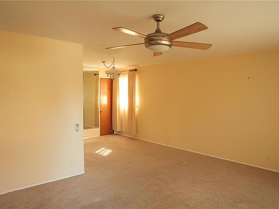 2nd image of 1501 Nesbit Dr