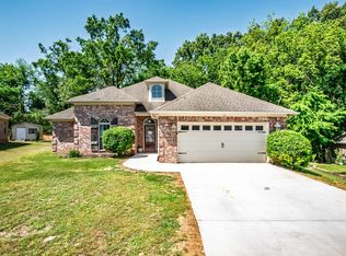 118 Autumnwood Cv, Batesville, MS 38606