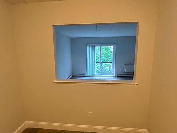 2nd image of 24 Highland Pl #4