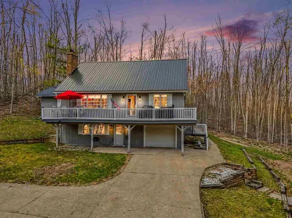 1174 Cardinal Ct, Gaylord, MI 49735