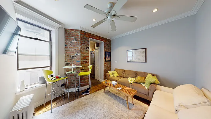 Rented by Bond New York | media 4