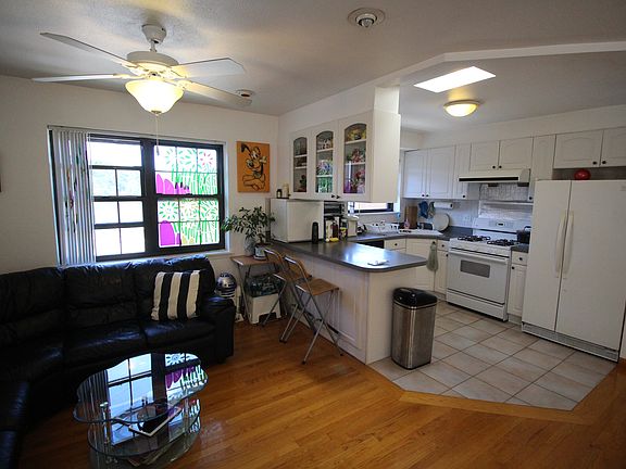 5th image of 6927 242nd St #3
