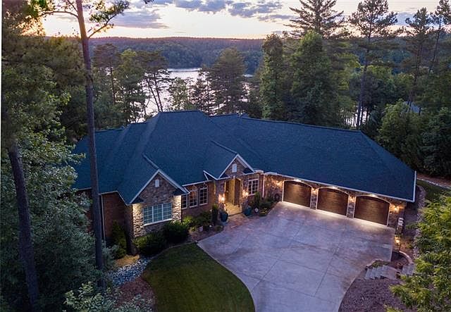 1st image of 214 Pier Point Dr
