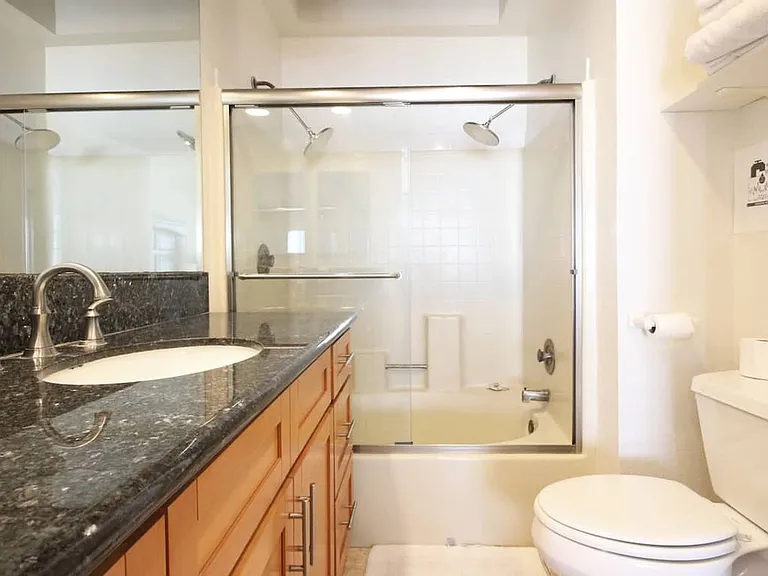 3237 Ocean Front Walk — Photo 15