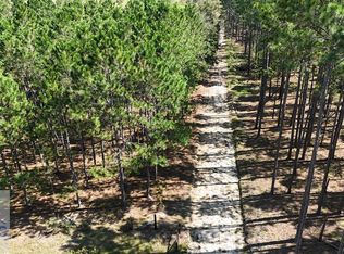 412 Dana Rd, Baxley, GA 31513