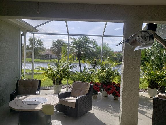 3rd image of 14634 Chatsworth Manor Cir