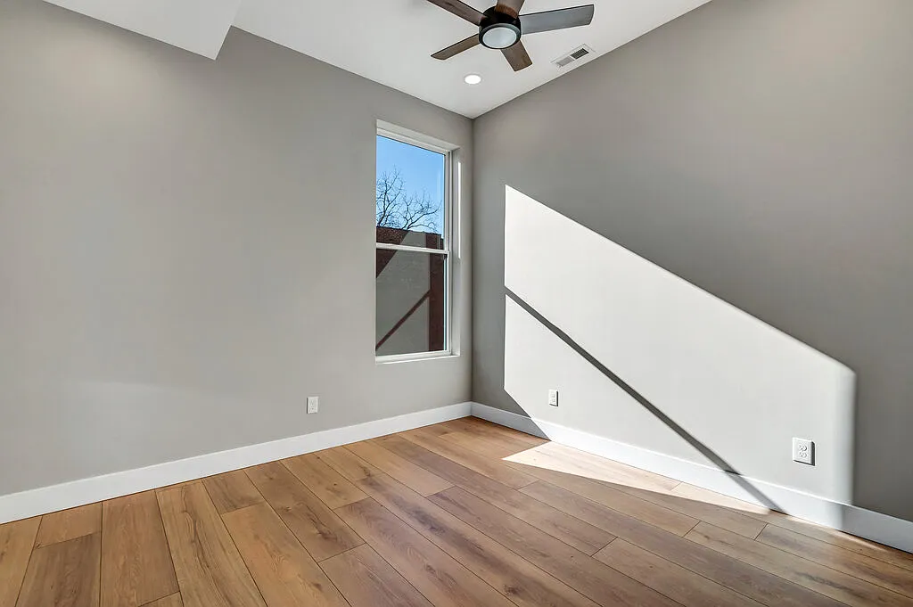 3 bed, 3.5 bath, $2,799 — Photo 3
