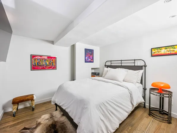 250 Mercer Street image 7 of 15