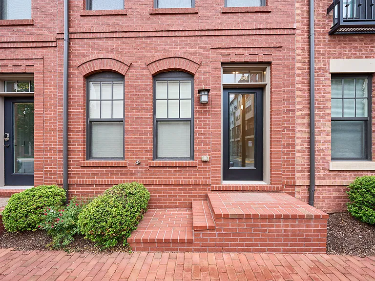 256 Bluemont Branch Ter SE — Photo 109