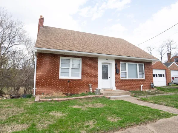 375 S 7th St, Steelton, PA 17113