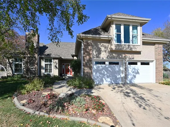 5022 NE Sherwood Ct, Kansas City, MO 64119