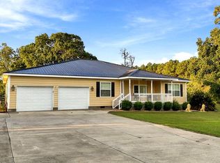 210 Arrowhead Dr, Norman Park, GA 31771