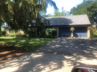 386 Brittain Ave, Grayslake, IL 60030