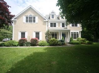 86 Cranbury Rd, Norwalk, CT 06851