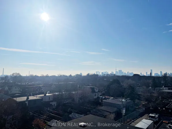 630 Greenwood Ave #504, Toronto, ON M4J 0A8