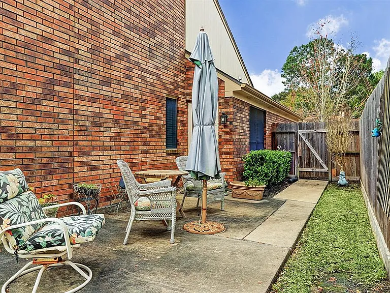 10022 Cabin Creek Dr — Photo 5