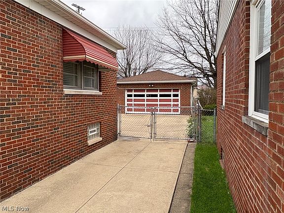 5th image of 2436 Tuxedo Ave