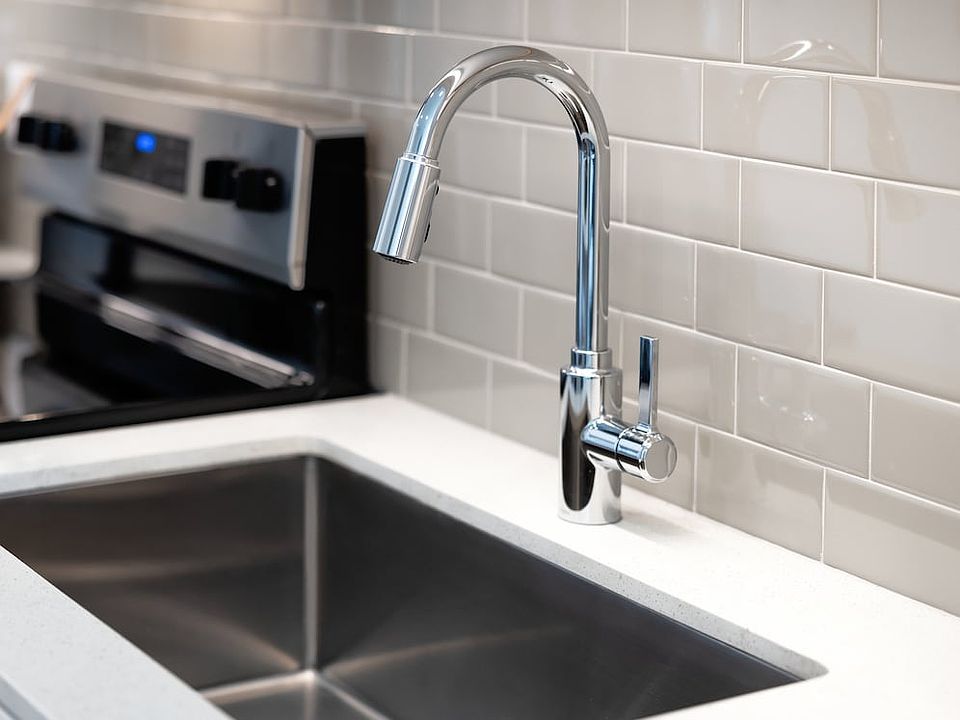 Finish Package I kitchen with chrome fixtures