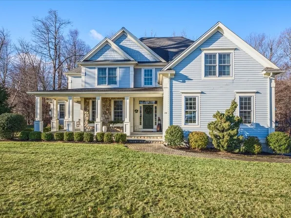 20 Appaloosa Dr, Shrewsbury, MA 01545