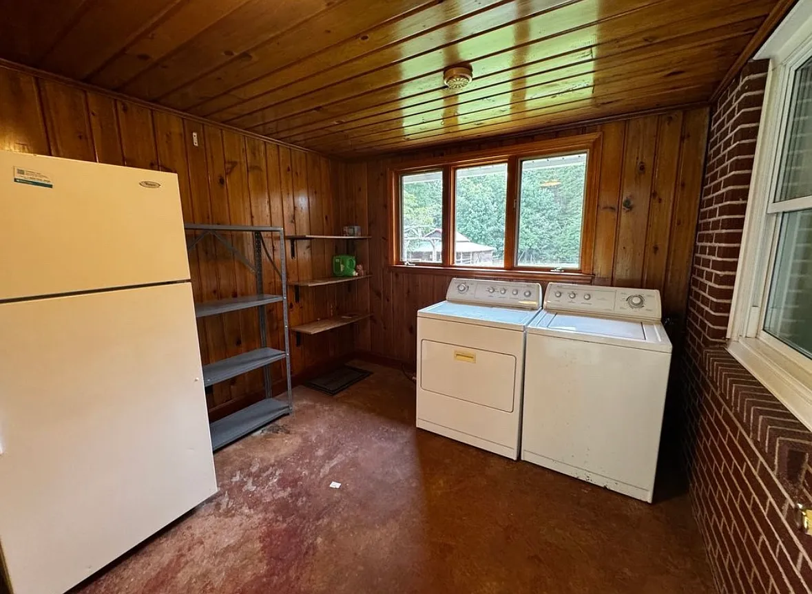 3 bed, 1412 sqft, $1,550 — Photo 3