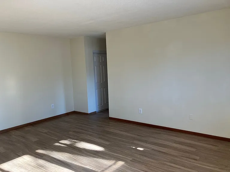 8008 W 28th St — Photo 18