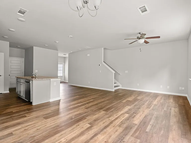 2313 Deerhaven Xing — Photo 14