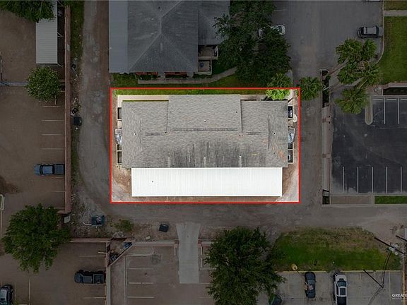 3rd image of 3820 N 9th Ct