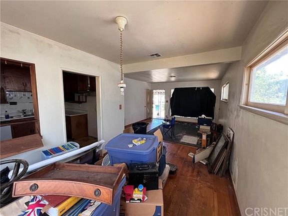 4th image of 7320 Irondale Ave