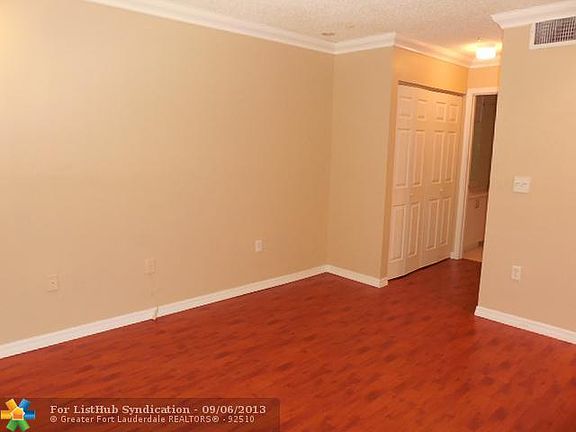 5th image of 4856 N State Road 7 #1202