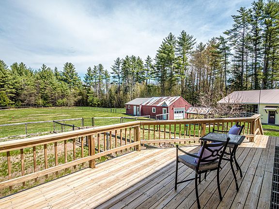 3rd image of 373 Green Hill Road
