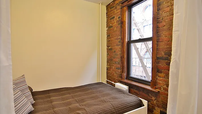 Rented by Park Property Advisors | media 29