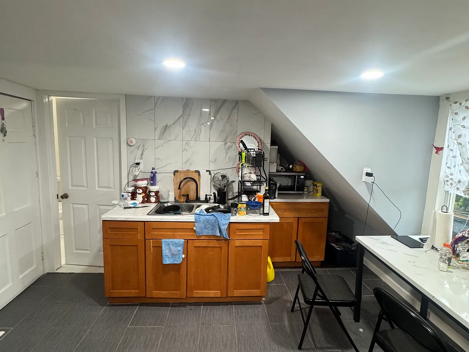 2 bed, 900 sqft, $1,600 — Photo 1