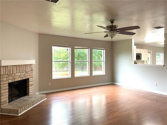 5th image of 1685 Chesterwood Dr #S