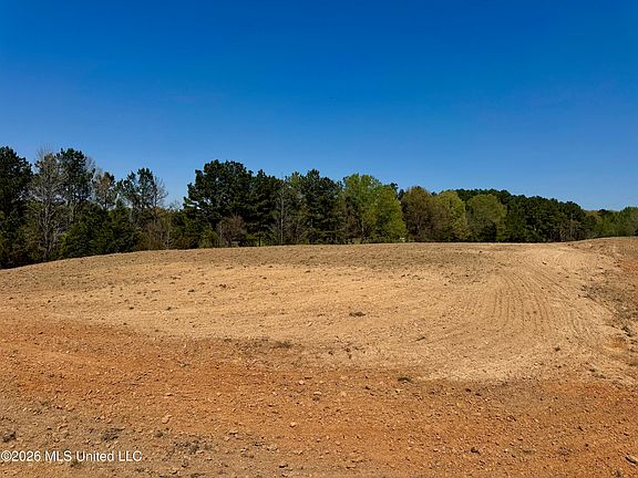 3rd image of 735 Cedar Hill Rd