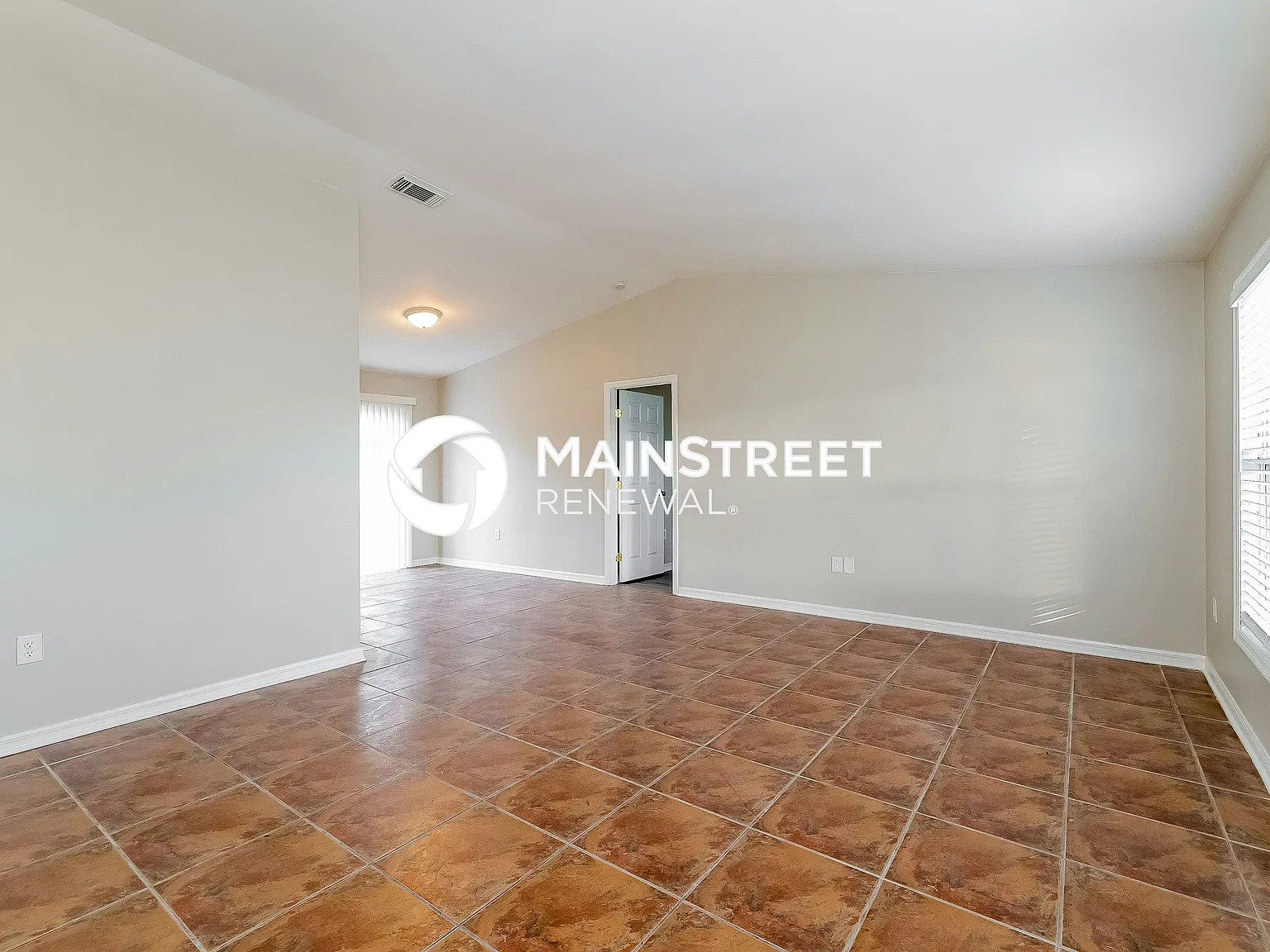 651 N Delmonte Ct — Photo 3
