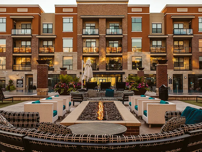 The Royale at CityPlace — Photo 64