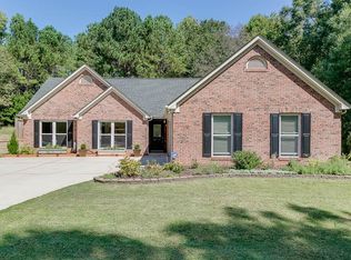 6121 Mount Salem Cir, Flowery Branch, GA 30542