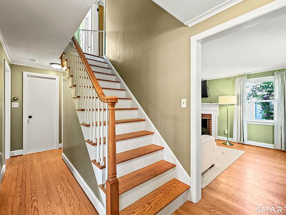 4th image of 73 Longlane Road