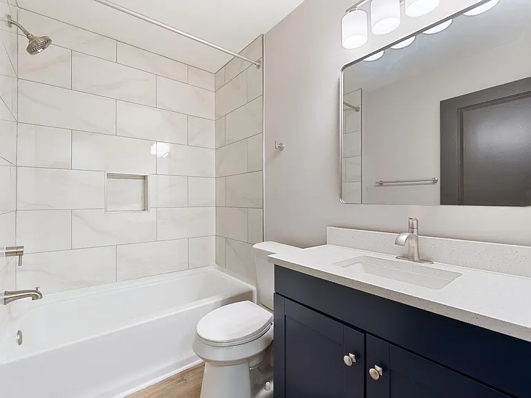1236 Berkeley St — Photo 15