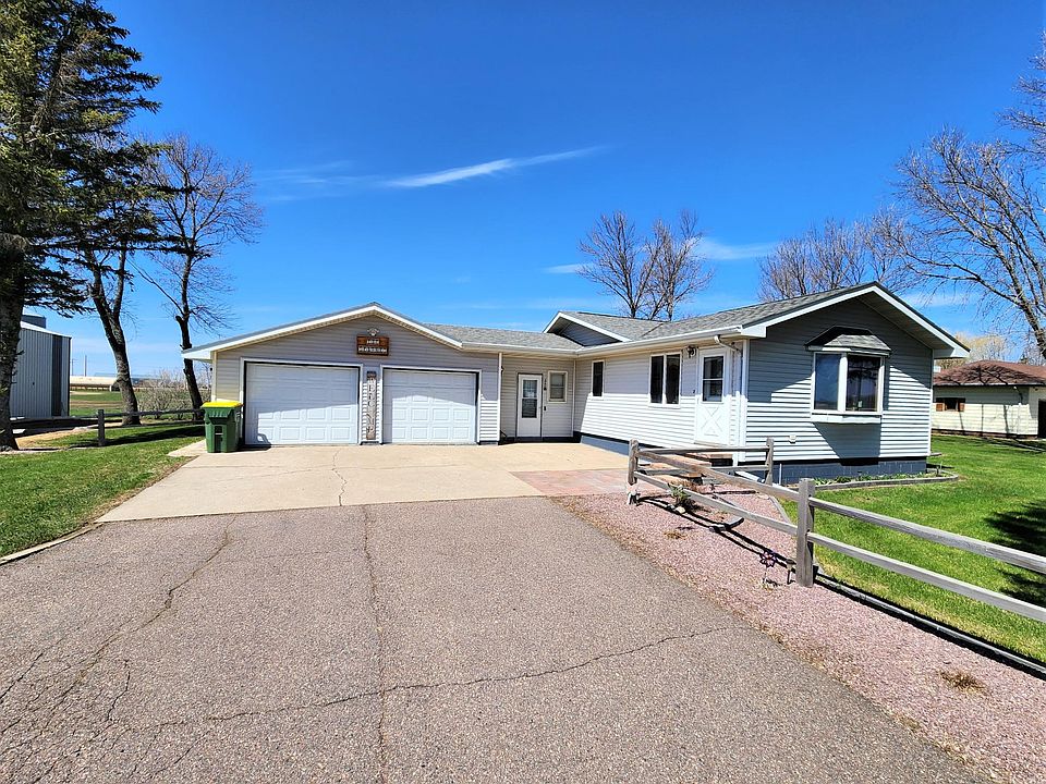 250 Superior Ave W, Holland, MN 56139 Zillow