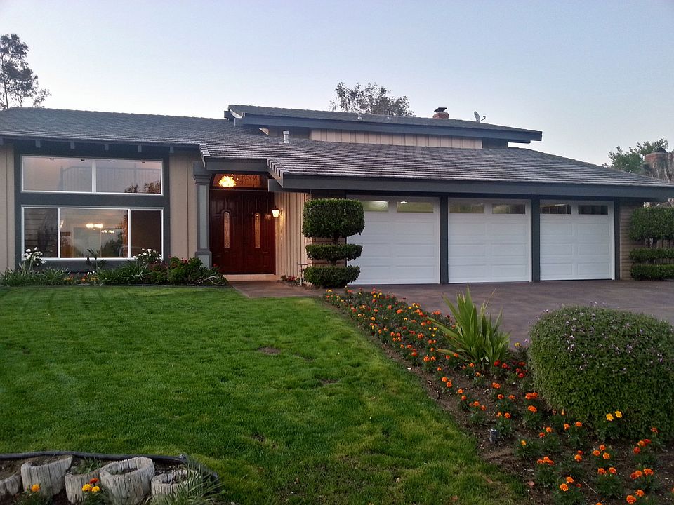 Home is Stunning at night