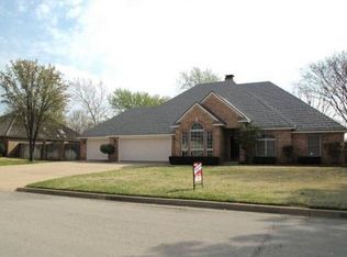 1128 Ridgeway St, Ardmore, OK 73401