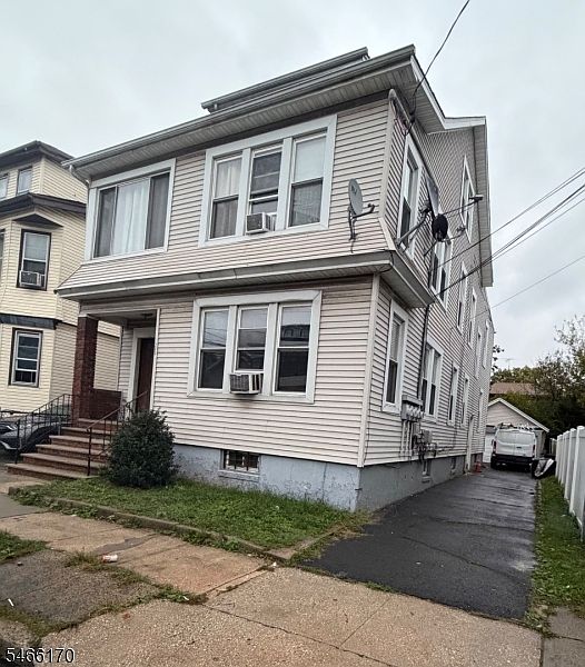 1st image of 240 Myrtle Ave