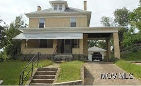 2nd image of 813 Quincy St
