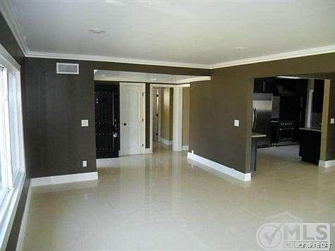 4th image of 6225 Melvin Ave