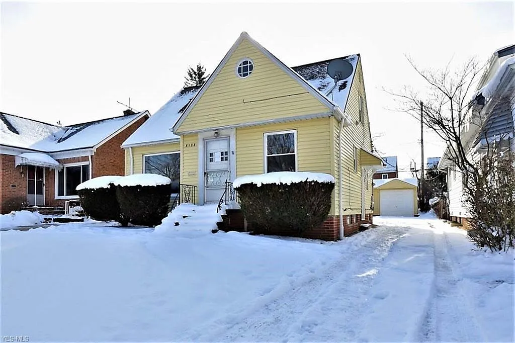 4136 Harwood Rd photo 1